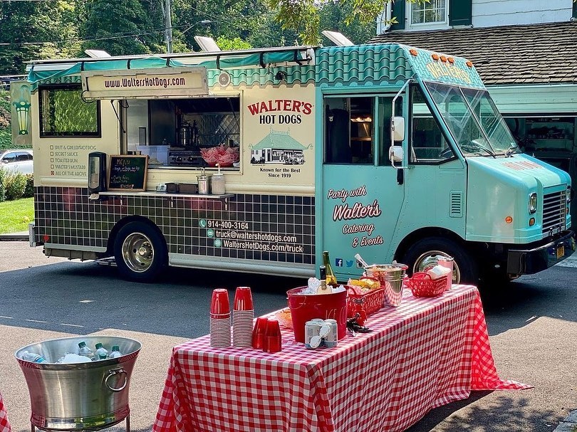 Walter's Hot Dog food truck catering