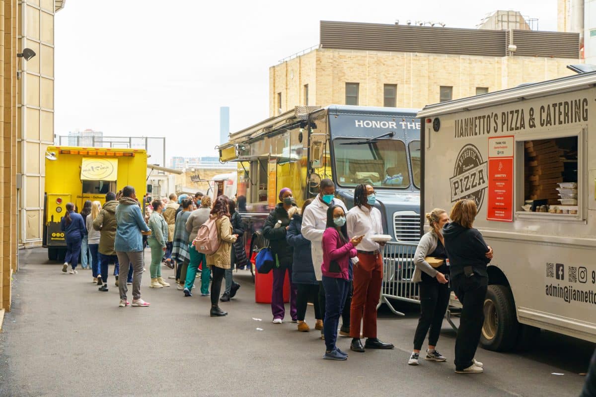 From Street Food to Gourmet Delights: Exploring the Diverse Food Truck Scene in Los Angeles