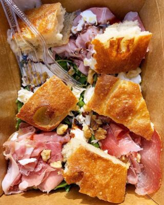 A taste of Italy on wheels 🇮🇹🚐❤️ When you can't choose one, order both! ⁠
⁠
1️⃣ Mini Charcuterie Box - 3 sliced meats with arugula, mozzarella, balsamic drizzle, & fresh focaccia ⁠
⁠
2️⃣ Florence With Love Panini - Tuscan ham, truffle cream, arugula, & olive oil⁠
⁠
Book the Italian food truck @centopercentonyc to cater your next event through our website! ⁠
⁠
📸 @nycharlene (aka the famous @thefreeatery ⭐)