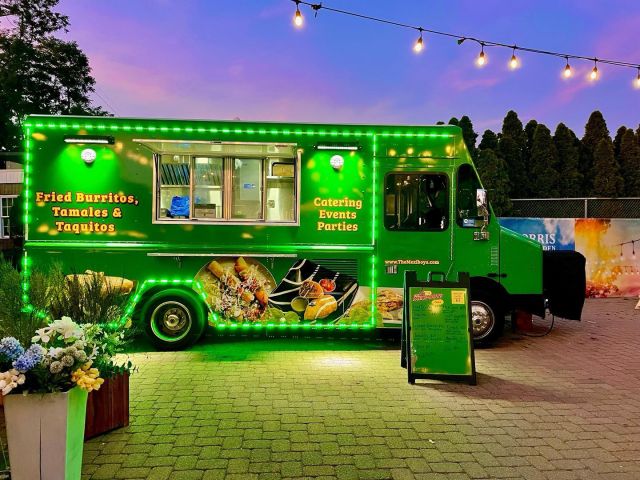 Please welcome our newest food truck member, themexiboys! 🌮 This Mexican food truck serves delicious traditional and vegan Mexican cuisine with some twists on classic dishes to keep you coming back for more. 

Contact us today to book this tasty truck to cater your event!