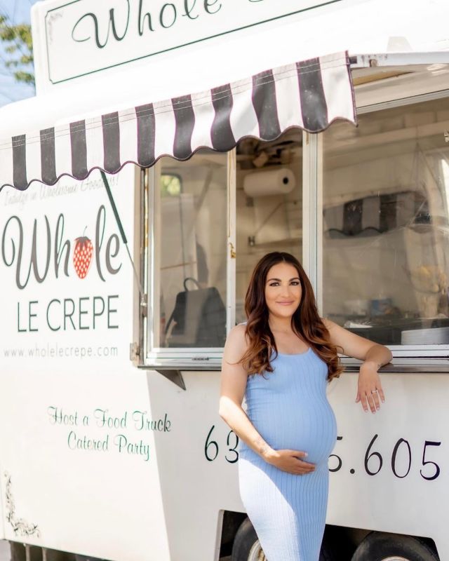 Bring a smile to your mom’s face by booking a delightful crepe truck experience with wholelecrepe ✨✨

Perfect for baby showers, bridal showers, birthday parties, Mother’s Day celebrations, and more- the options are endless 🍓😋